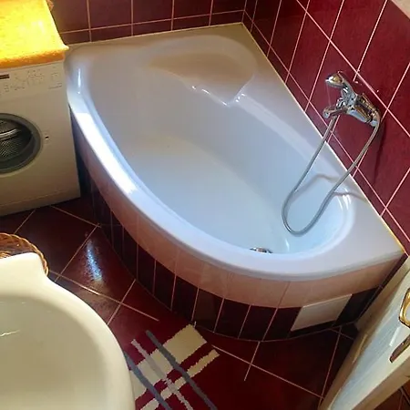 Pensión Leander Apartman