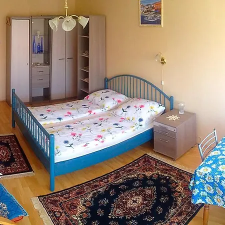 Pensión Leander Apartman Alsóörs